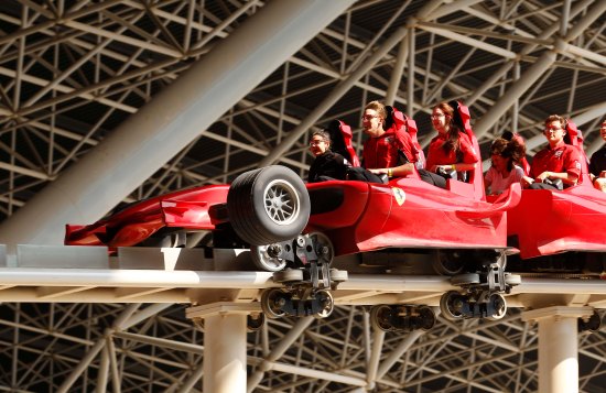 F1-in-Schools-students-ride-Formula-Rossa