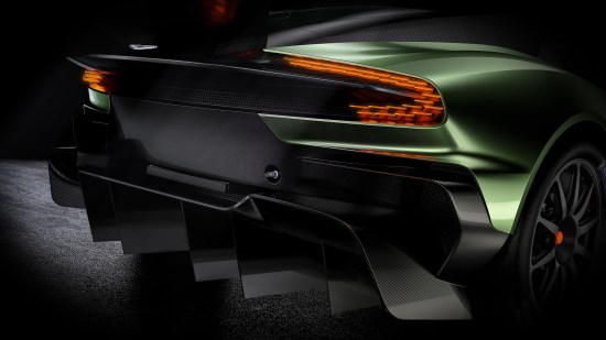 Aston Martin Vulcan_08