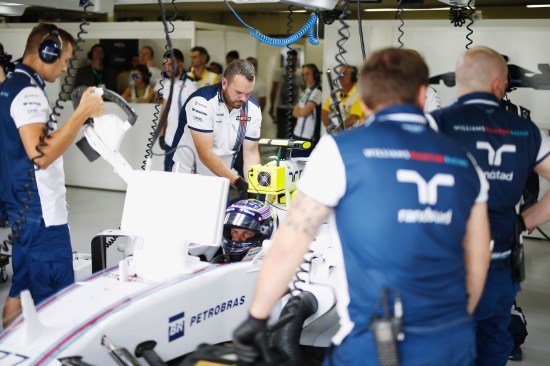Interlagos, Sao Paulo, Brazil. Saturday 14 November 2015. Valtteri Bottas, Williams F1. World Copyright: Glenn Dunbar/LAT Photographic ref: Digital Image WW2Q4894